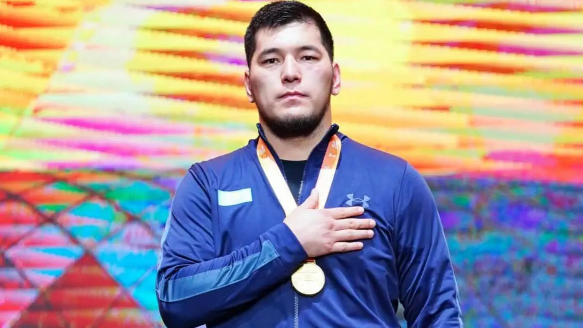 «Легко не было». Айбек Оралбай оценил свое золото Кубка мира