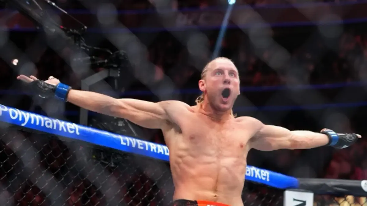 Один из главных боев UFC 329 завершился за 52 секунды