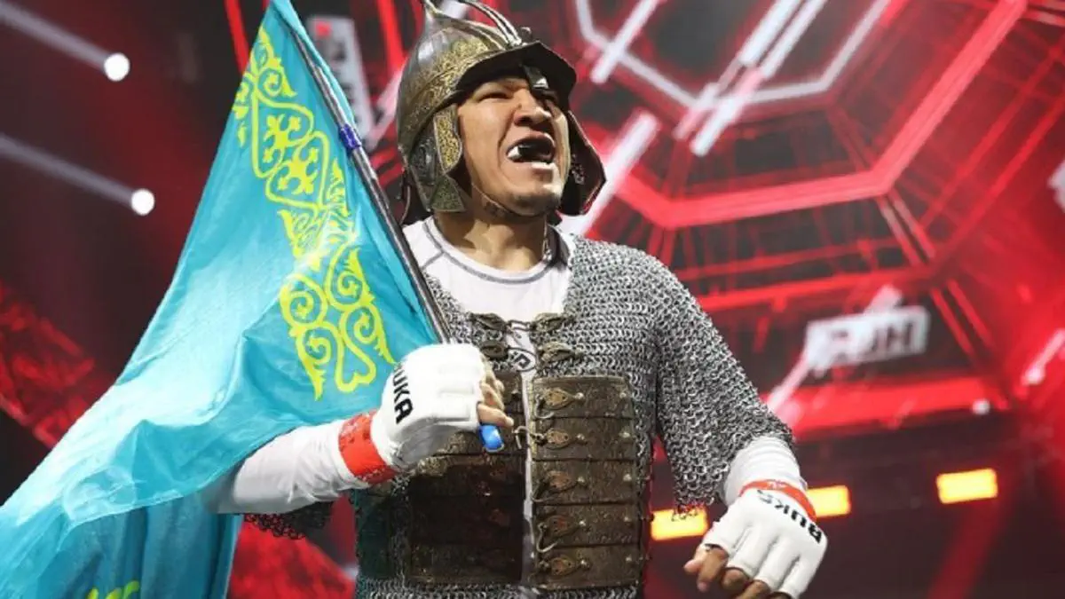 Куат Хамитов предложил провести схватку с Тони Фергюсоном