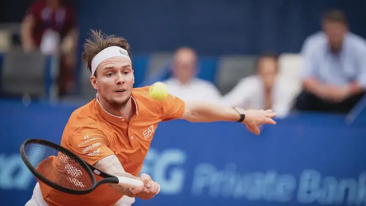 Бублик уверенно вышел в четвертьфинал турнира ATP в Кицбюэле