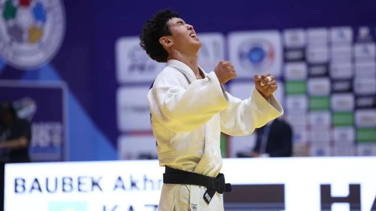 Казахстанец завоевал золото чемпионата мира по дзюдо среди кадетов