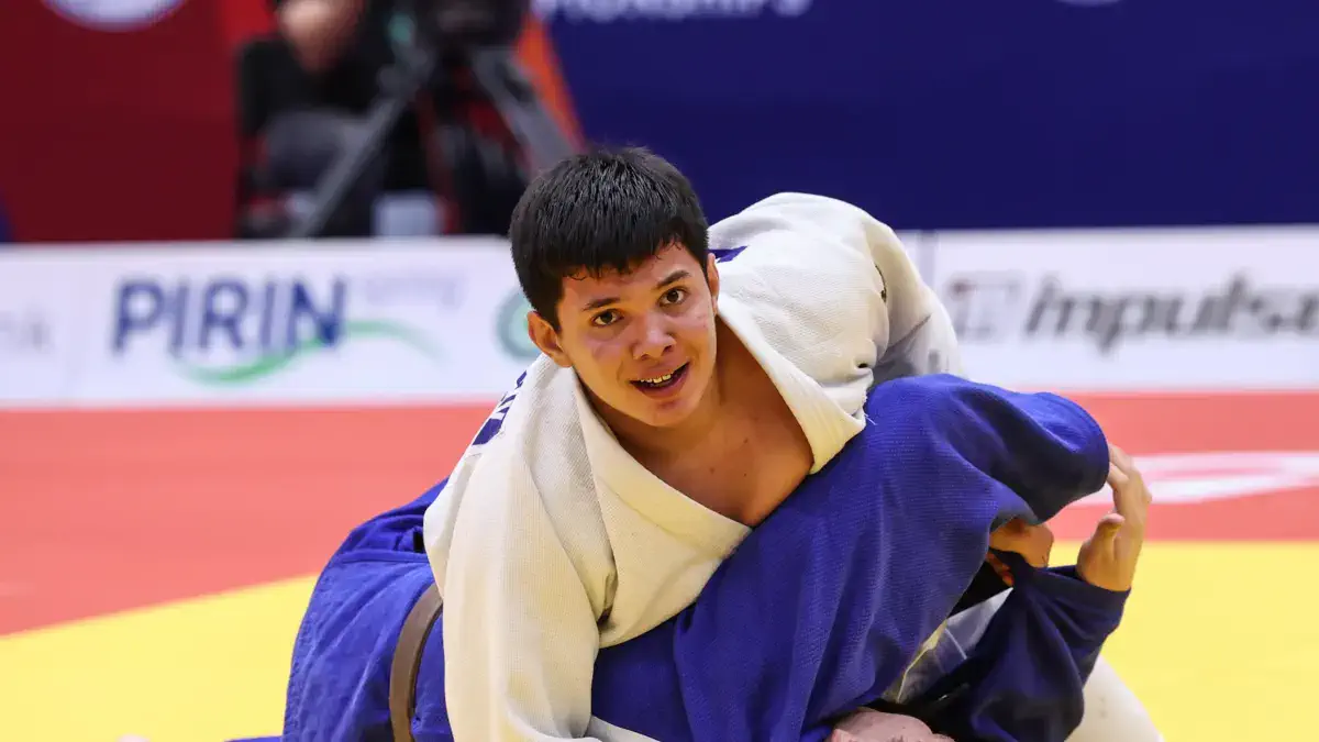 Казахстан завоевал третье золото чемпионата мира по дзюдо