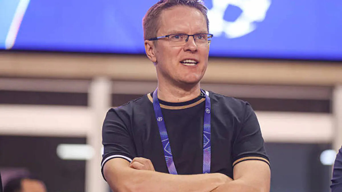 Тренер «Сабаха» выиграл деньги на «Кто хочет стать миллионером?» и спустя 24 года вывел клуб в ЛЧ: невероятная история успеха
