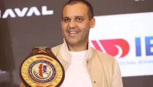 Умар Кремлев назвал Головкина великим чемпионом