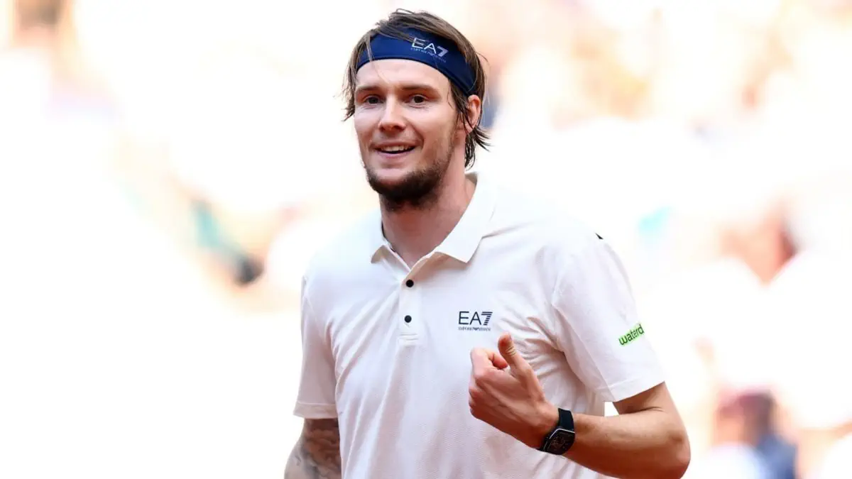 Александр Бублик - Адриан Маннарино: смотреть онлайн матч второго круга US Open-2026