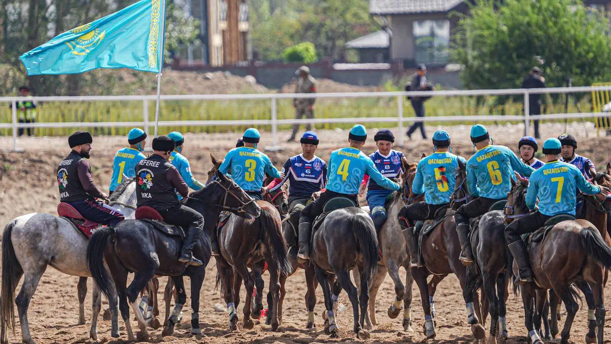 Видео. Как Казахстан проиграл Кыргызстану в финале по кокпару на Всемирных играх кочевников