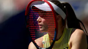Рыбакина и Чжэн сыграли второй сет в четвертьфинале US Open