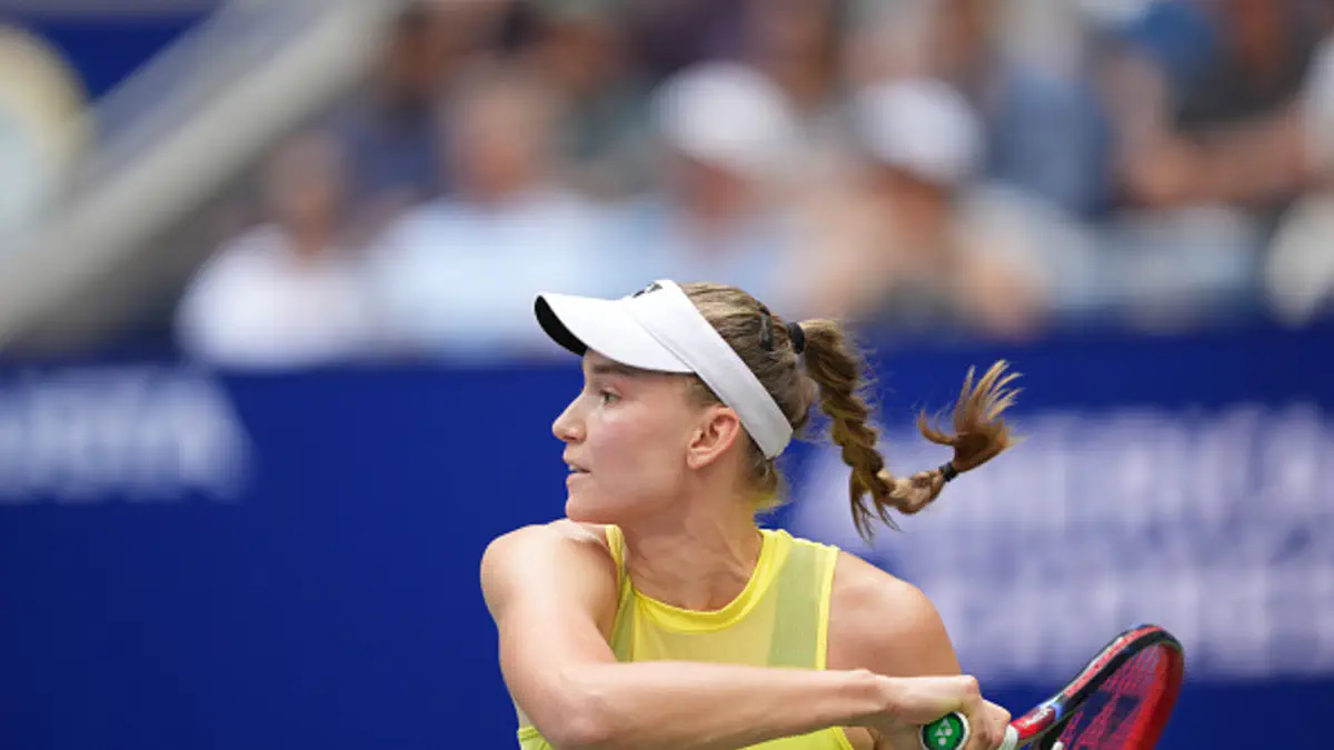 Рыбакина приедет в Казахстан на медобследование после триумфа на US Open