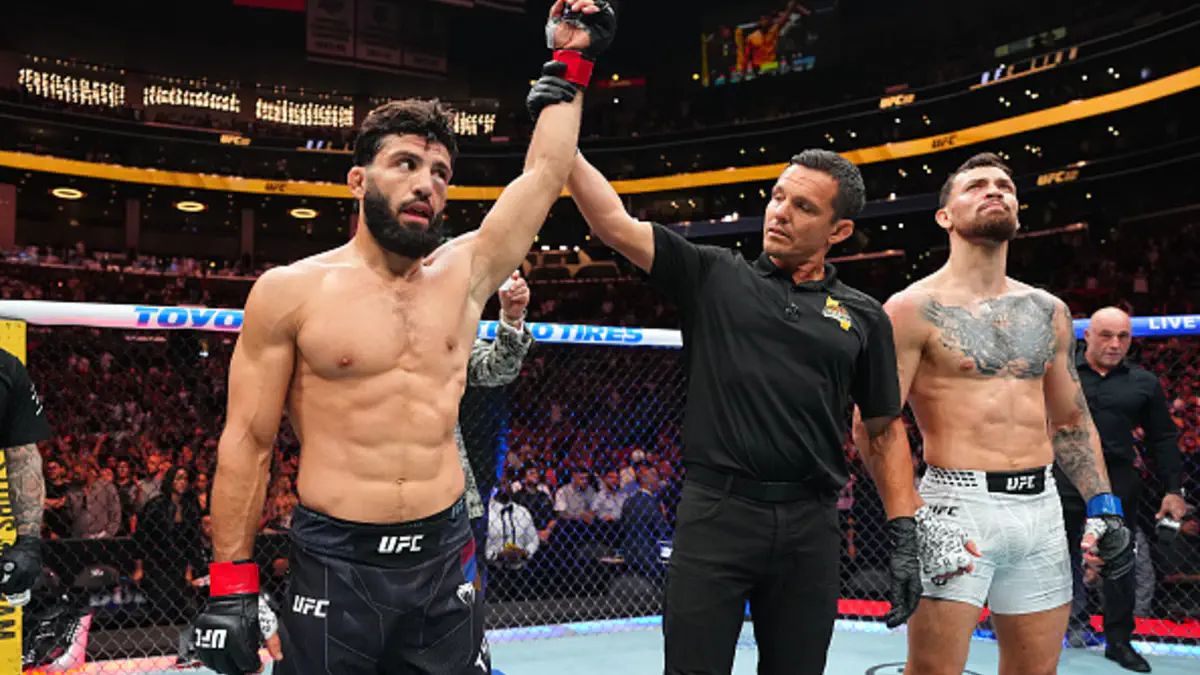 Стало известно, сколько Арман Царукян заработал за победу на UFC 331