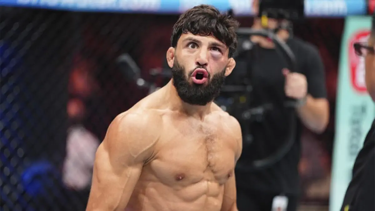 Царукян жестко нокаутировал Руффи в первом раунде на UFC 331