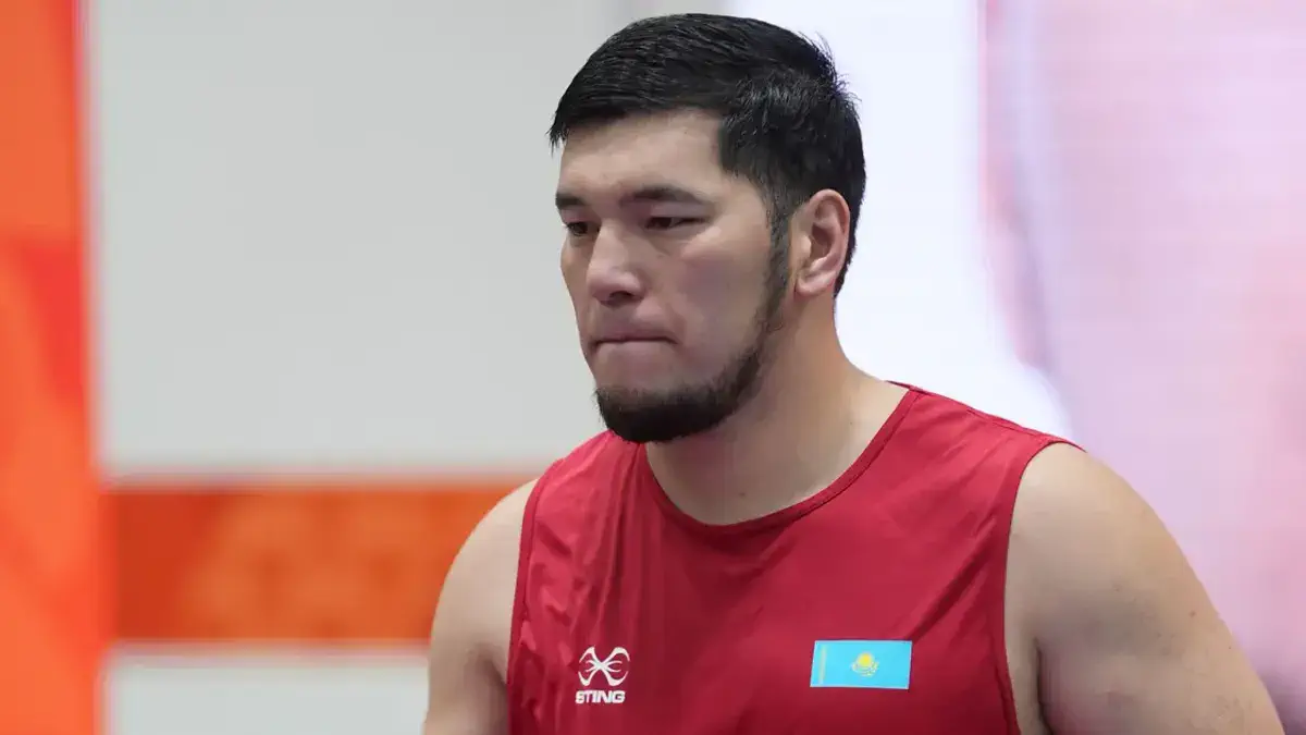 Стал известен соперник Айбека Оралбая в финале Азиады