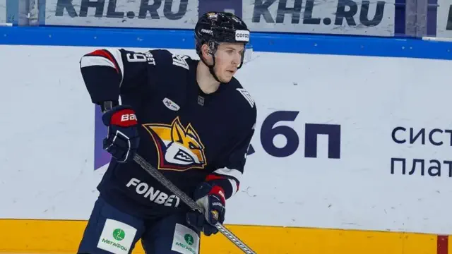 Орехов признан лучшим хоккеистом Казахстана