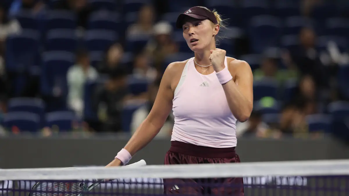 «Алина, бұған сен»: WTA Чараеваның Рыбакинаны сенсациялық жеңуіне реакция білдірді
