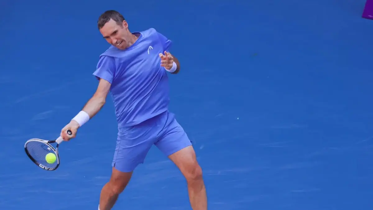 Кукушкин завершил карьеру поражением от Цициппаса на Almaty Open