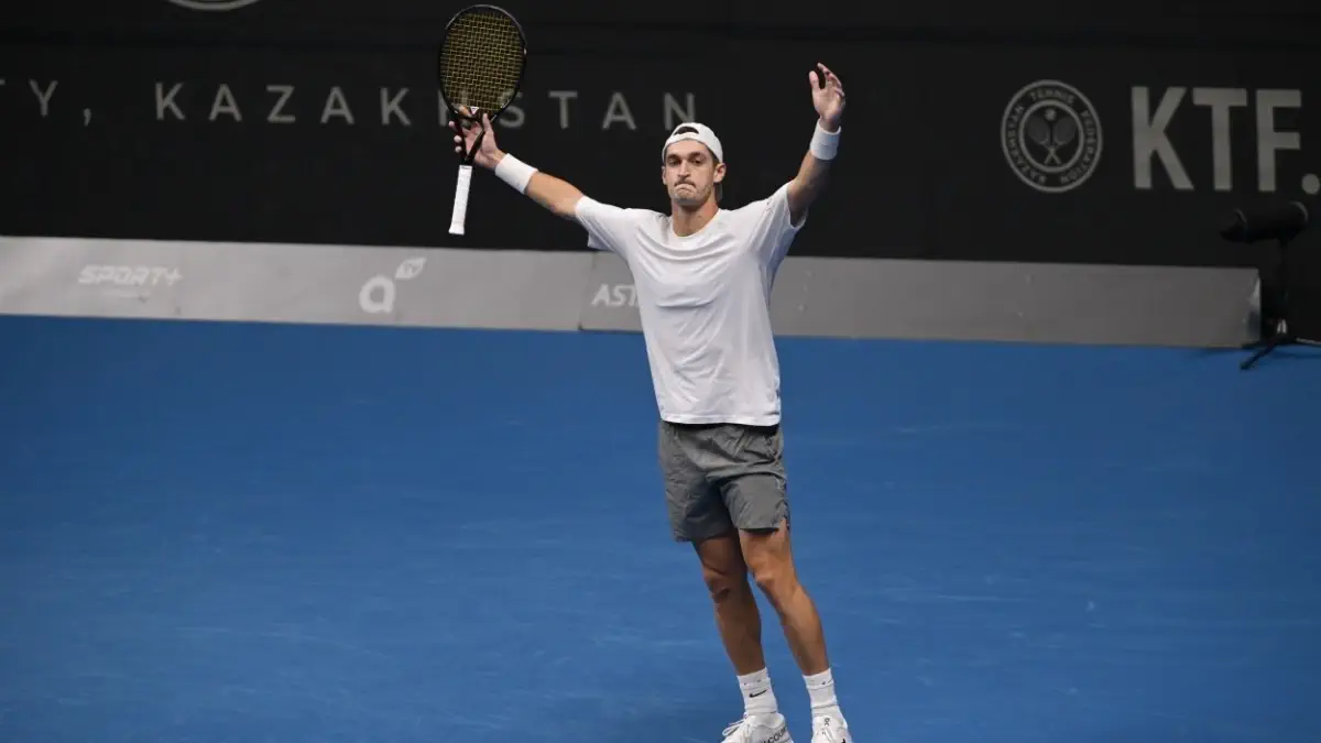 Теренс Атман вышел в четвертьфинал Almaty Open после волевой победы