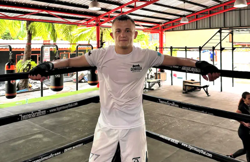ufc бекзат алмахан
